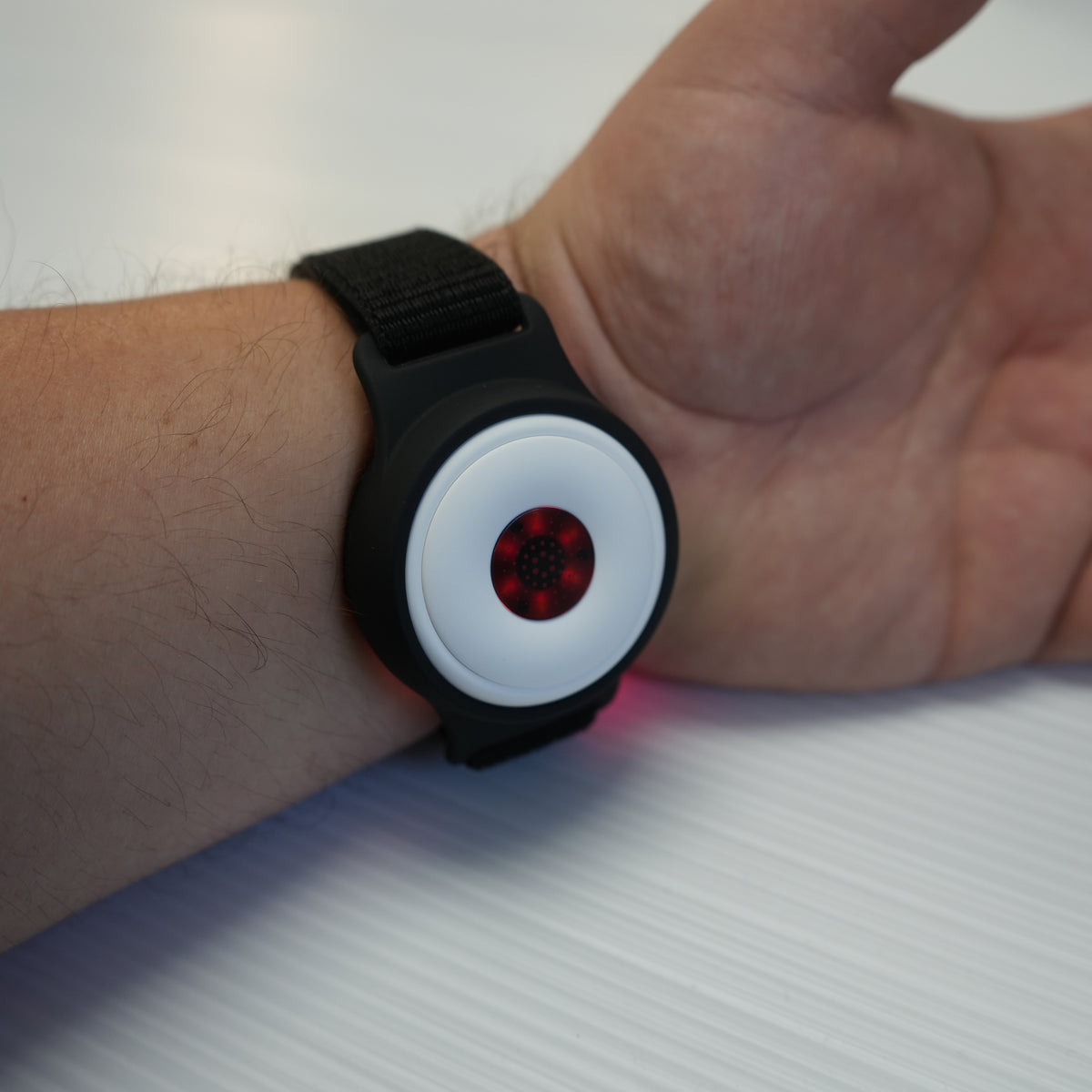 Gembared Vector Mini GembaRed Bracer Red and NIR LED Light